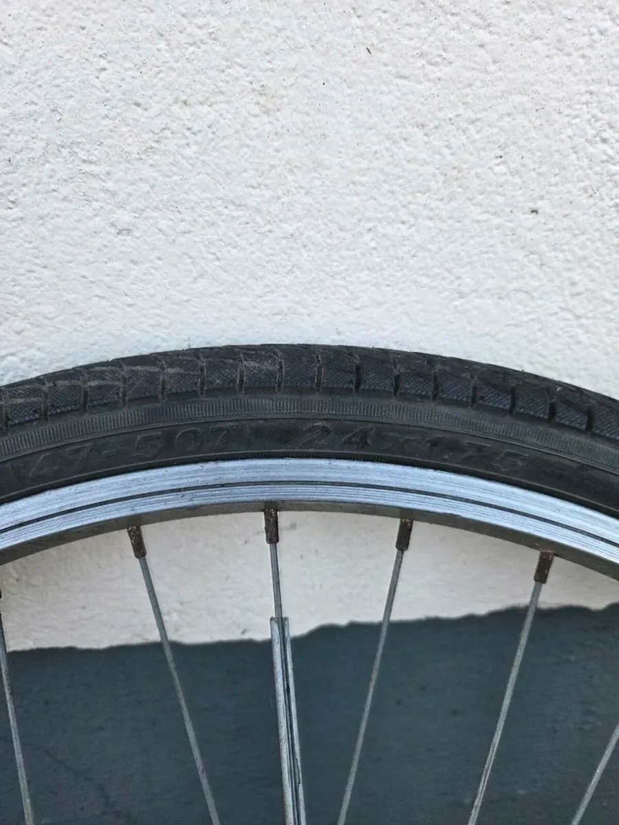 Kids bicycle wheel - Image 2