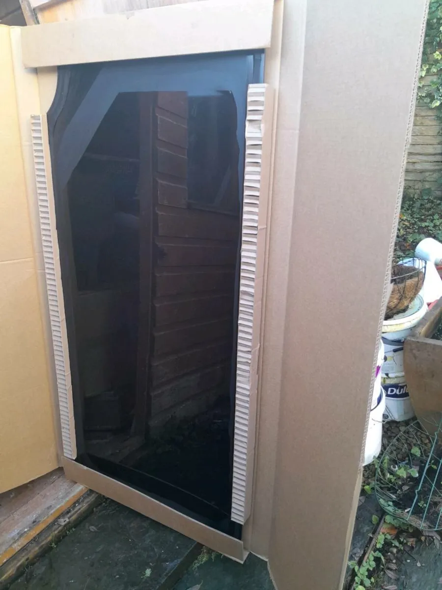 Campervan  window - Image 1