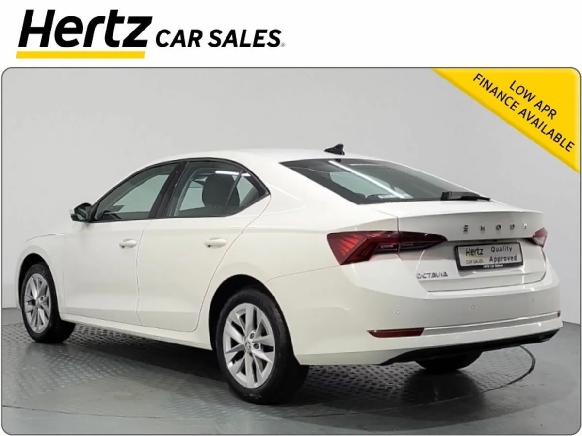 Skoda Octavia AMBITION 2.0TDI Diesel Manual - Image 4