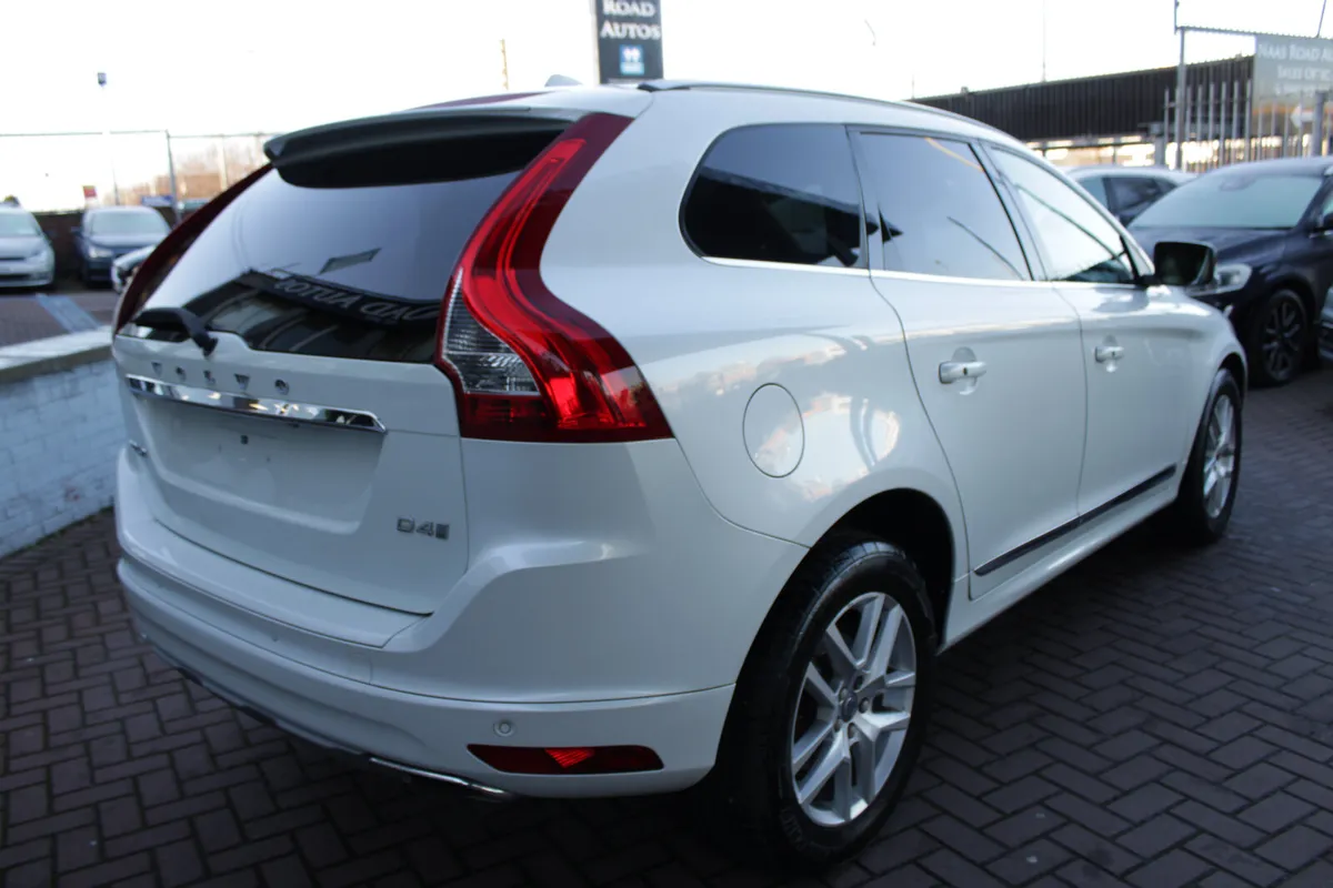 2.0D4 SE LUXURY PLUS  AUTOMATIC // IMMACULATE COND - Image 4