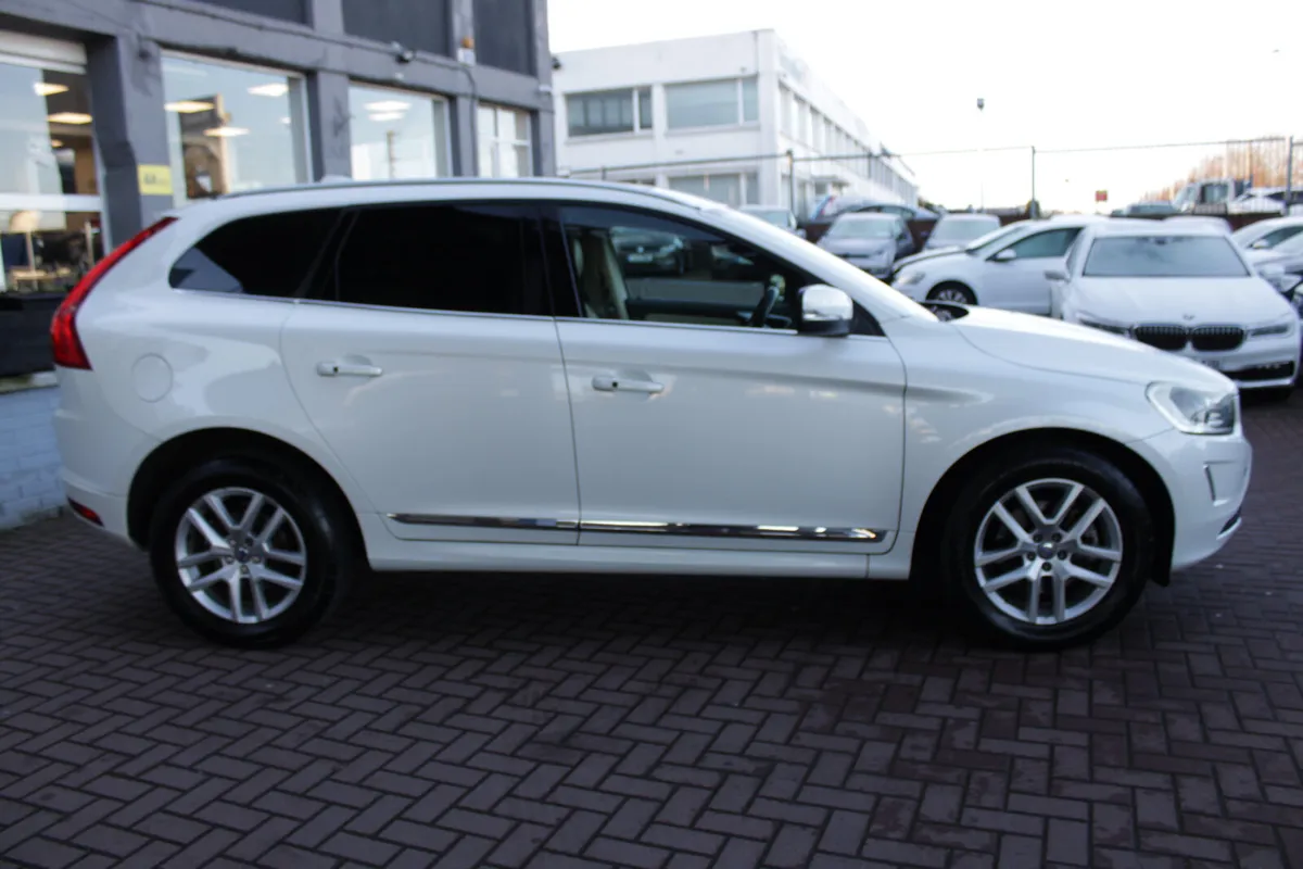 2.0D4 SE LUXURY PLUS  AUTOMATIC // IMMACULATE COND - Image 3