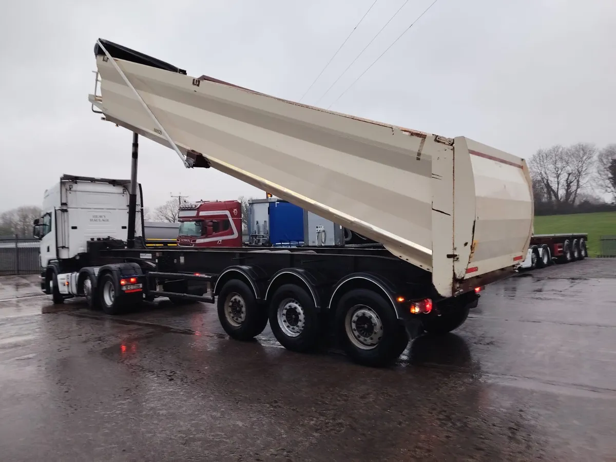 2018 STAS Steel aggregate tipping trailer - Image 1