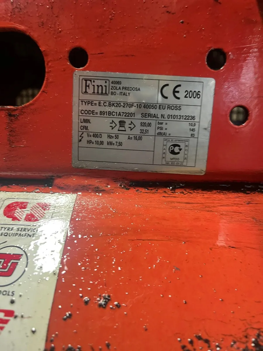 Air compressor - Image 2