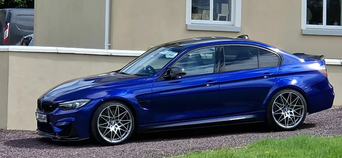 BMW M3 2018 - Image 2