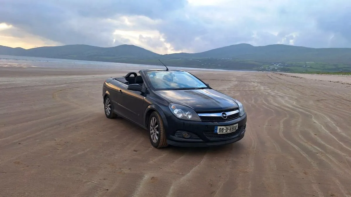 Opel Astra convertible - Image 1