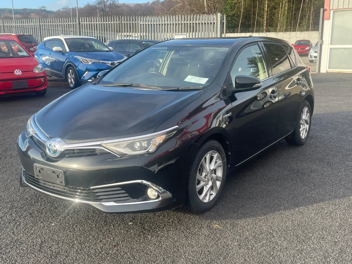 2016-2 Toyota Auris - Image 3