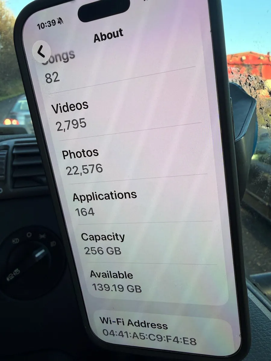 Apple I phone 16 pro max 256 unlocked - Image 2