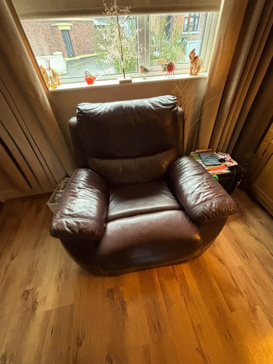 Reclining settee and reclining armchair - Image 1