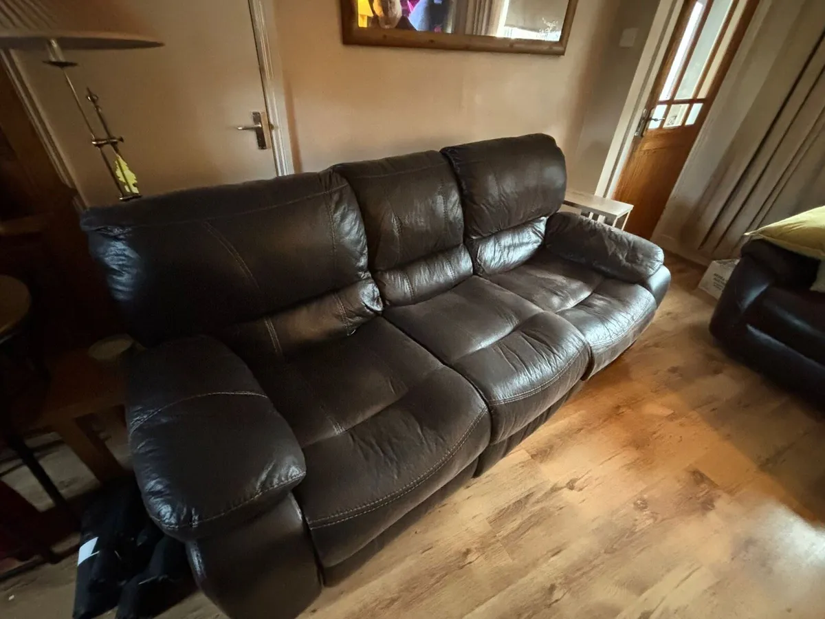 Reclining settee and reclining armchair - Image 3