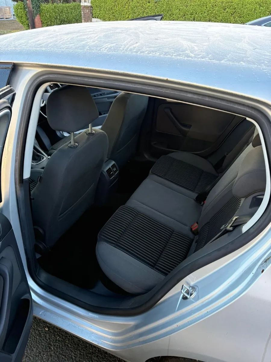 Volkswagen Golf 2007 - Image 1