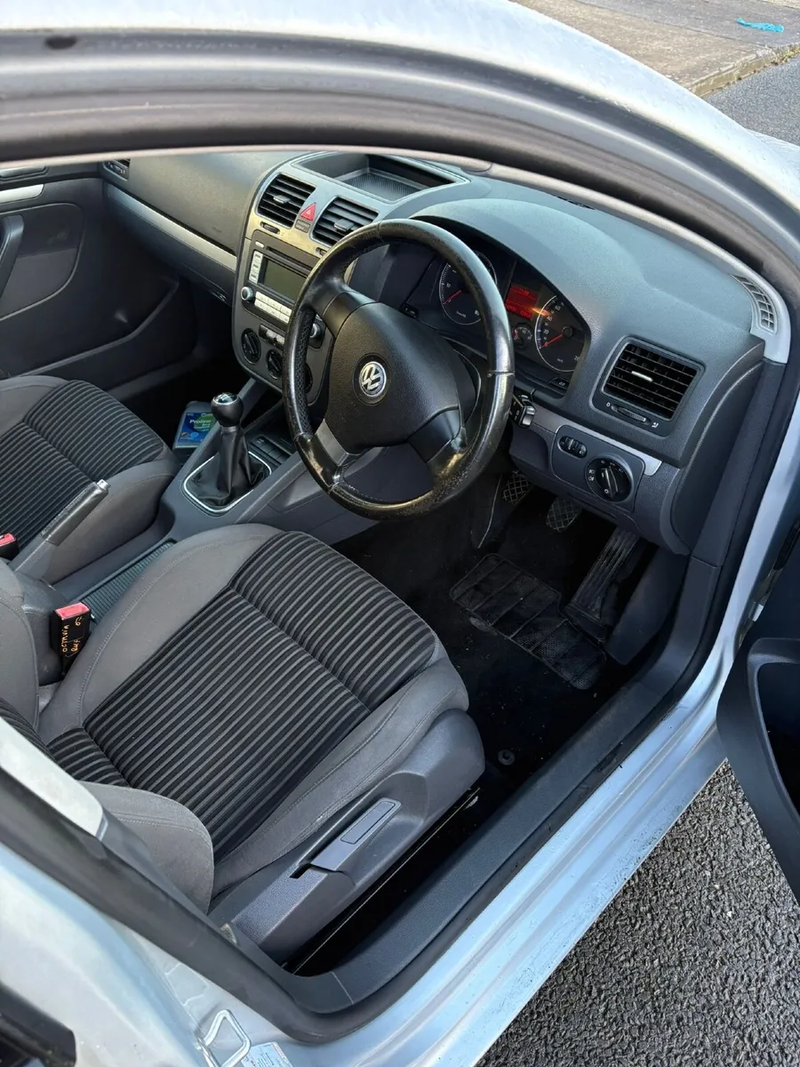 Volkswagen Golf 2007 - Image 4