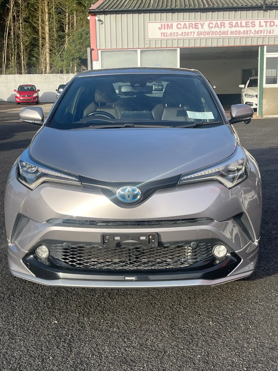 Toyota CHR 2017 - Image 2