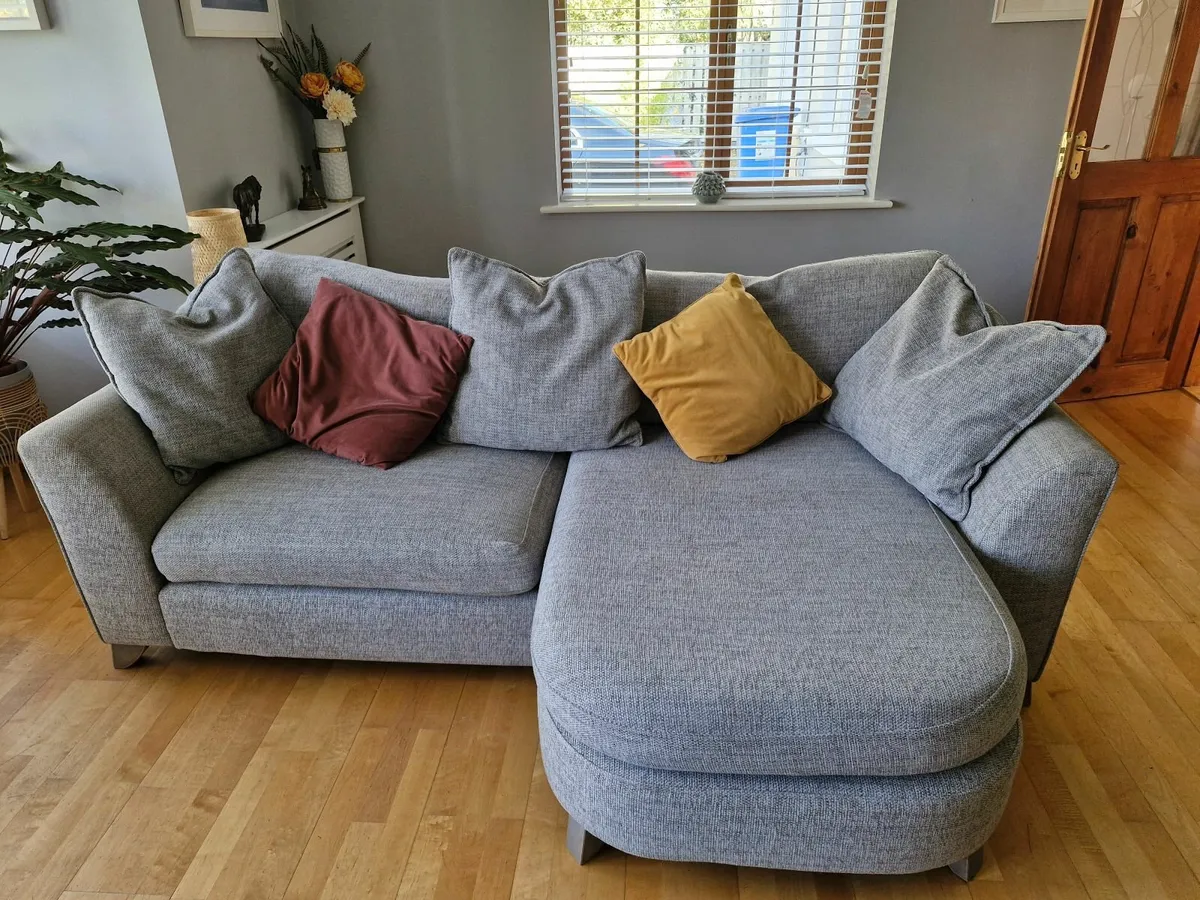 Sitting room Sofas x 2 - Image 4