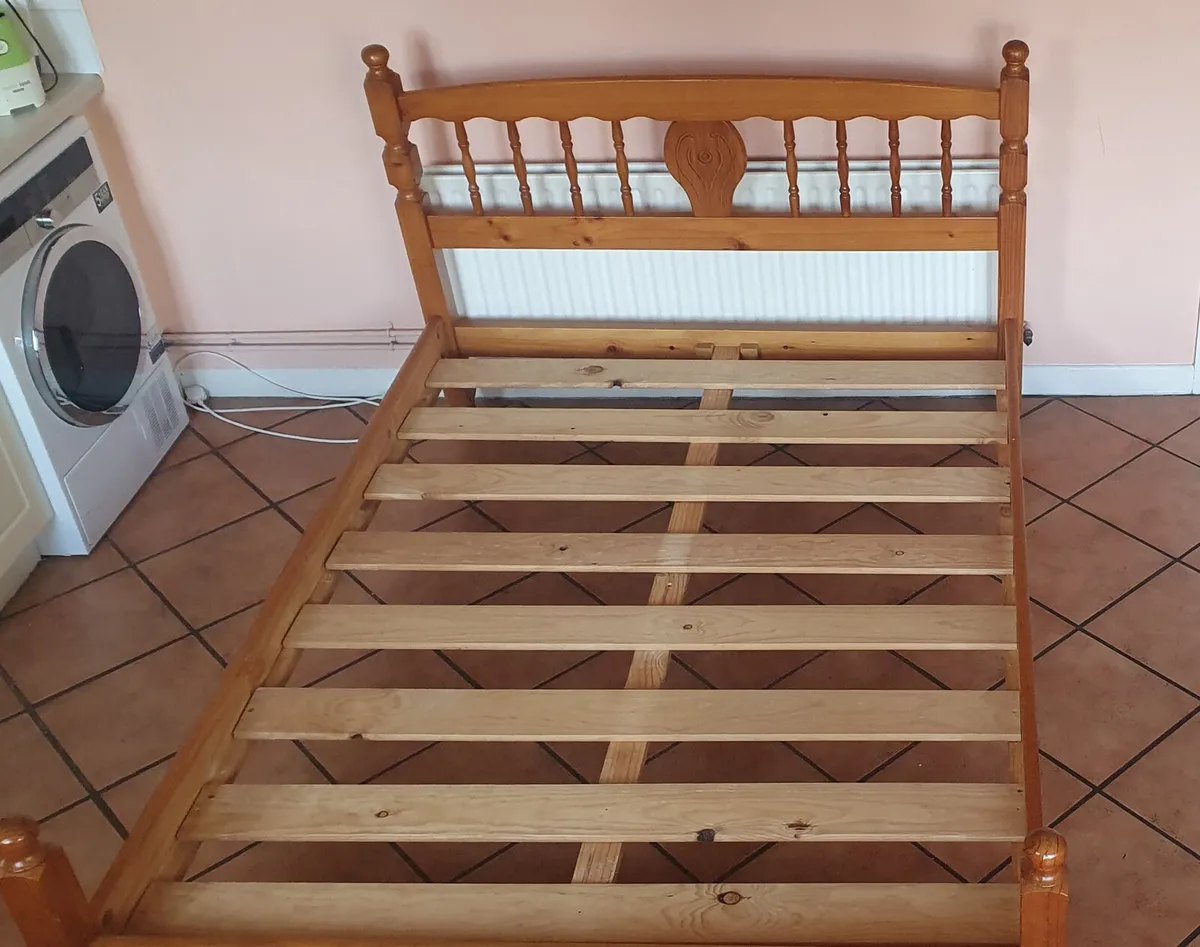 6ft x 4 5ft Beautiful Oak Double Bed Frame - Image 3