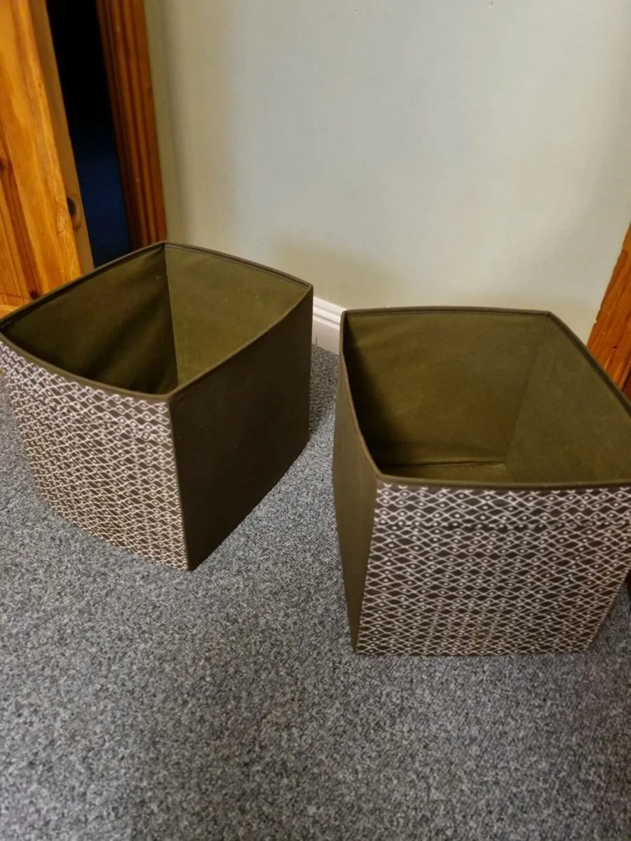 Shelving unit - Image 4