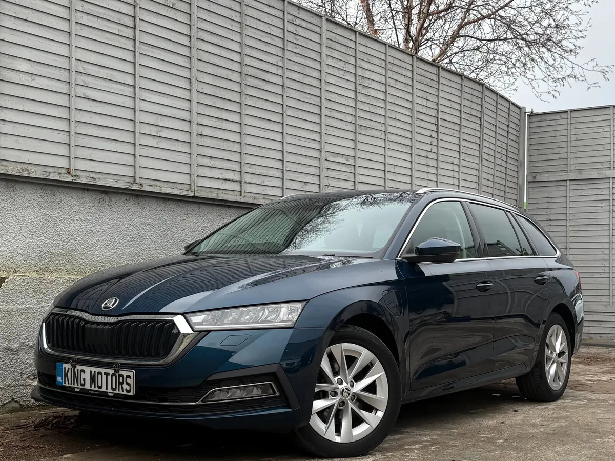 Skoda Octavia 2022 SE L TECHNOLOGY PHEV / DSG AUTO - Image 4