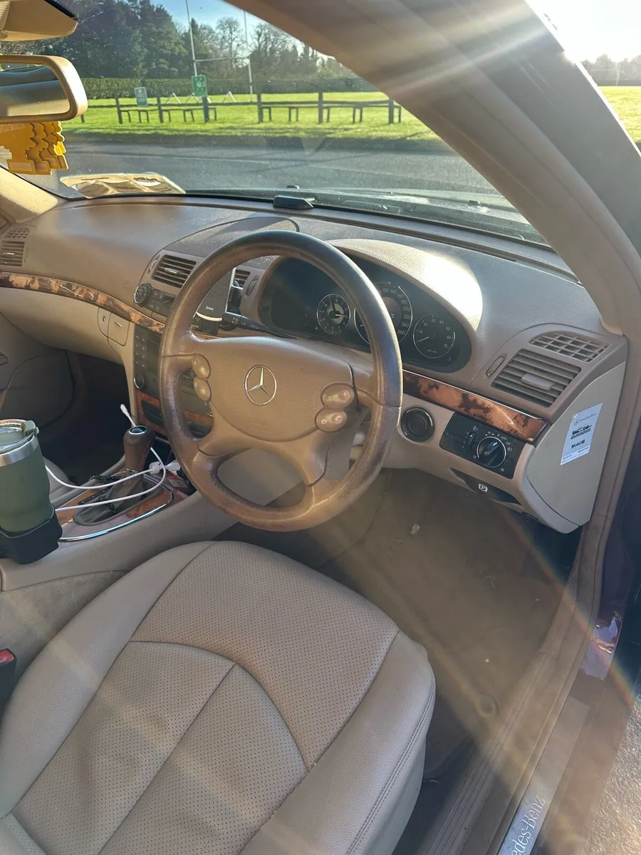 Mercedes E200 Kompressor - Image 4