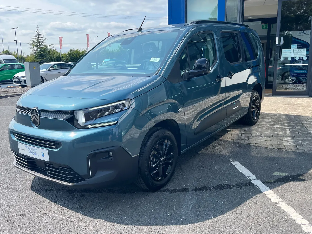 New Citroen Berlingo Auto Wheelchair Accessible - Image 3