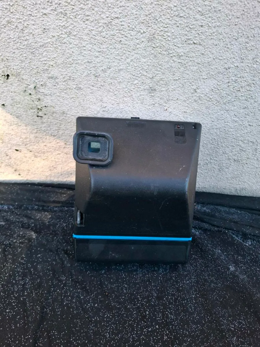 Vintage film camera postage possible - Image 2