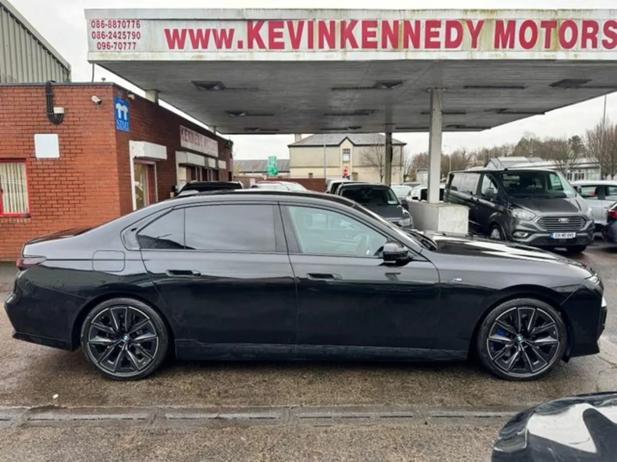 BMW 7-Series 750E XDRIVE M SPORT - Image 2