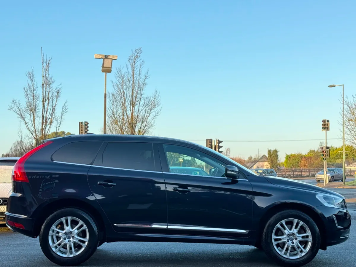 Volvo XC60 2.0 D4 SE LUXURY 181BHP AUTO *LOW KMS* - Image 4