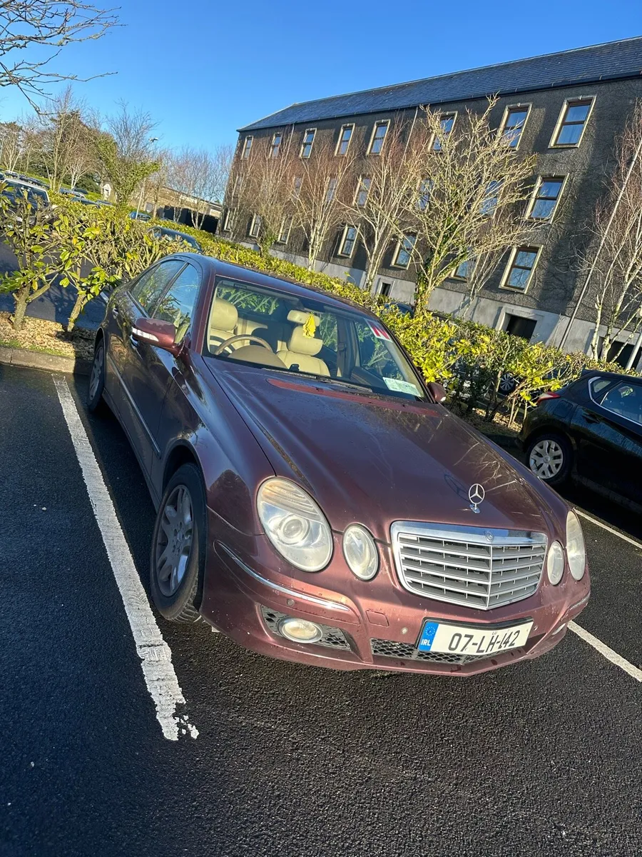 Mercedes E200 Kompressor - Image 1