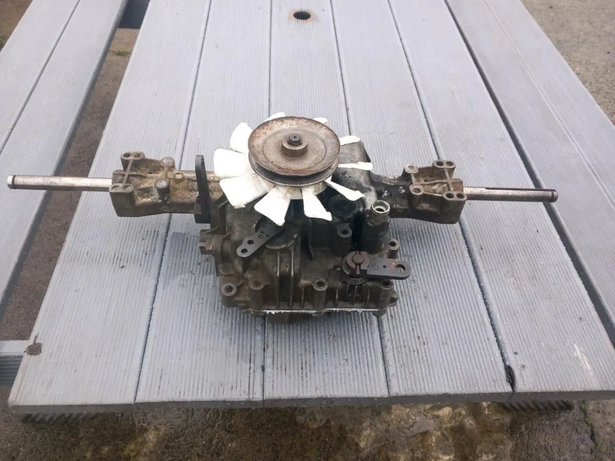 Countax/Westwood hydrostatic gearbox for sale - Image 1