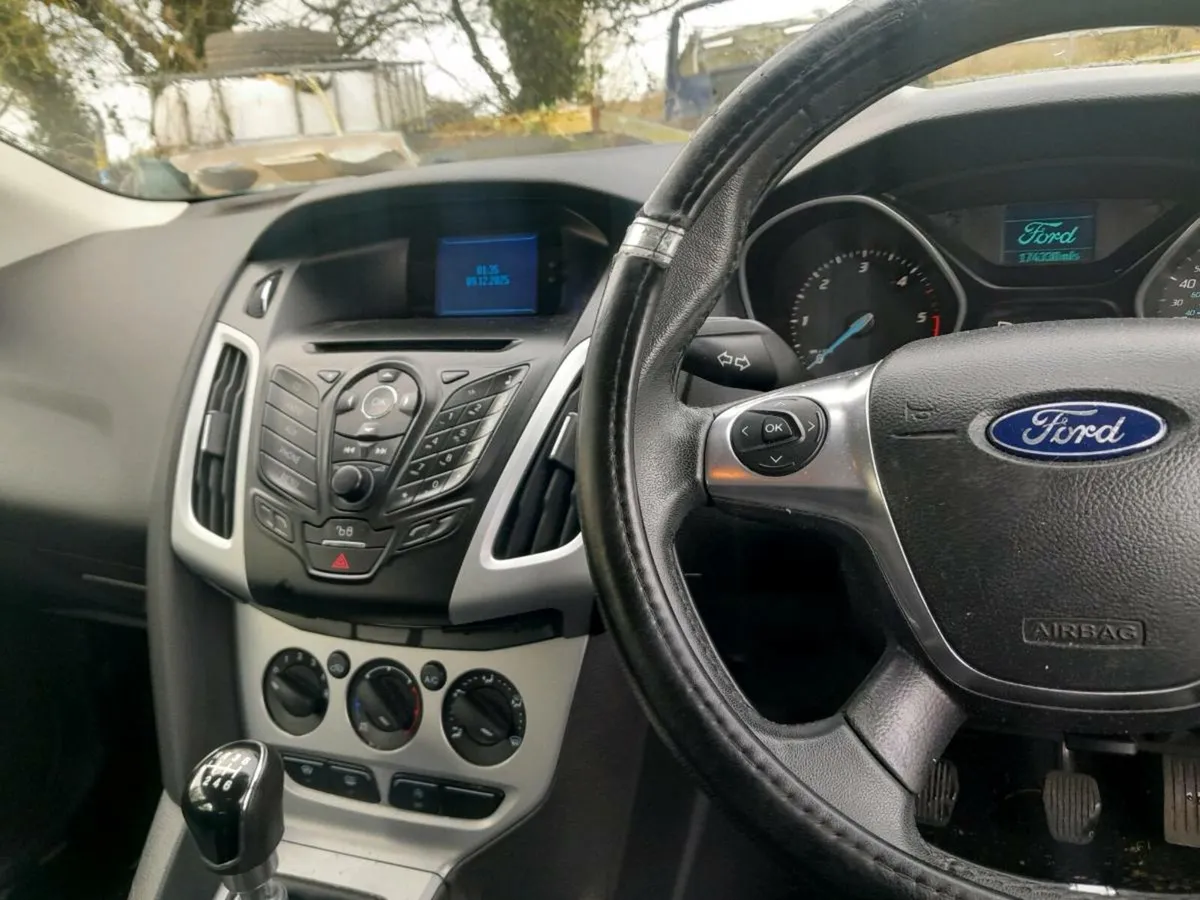 Ford focus - Image 2