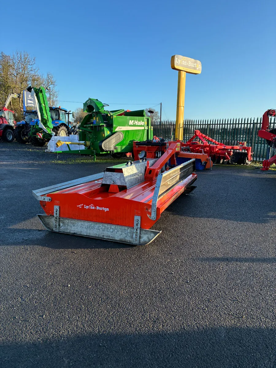 2024 Abbey 9ft Topper - Image 4