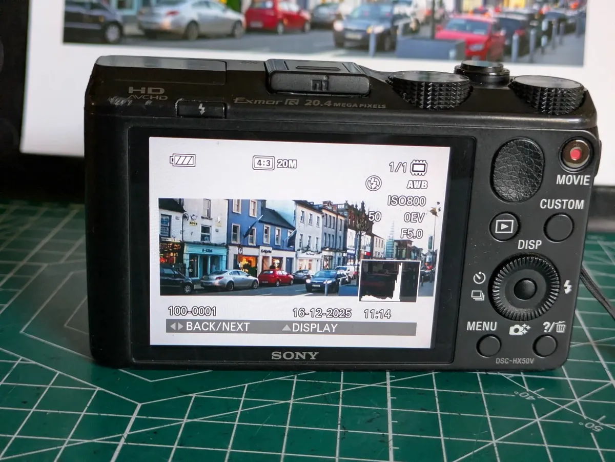 Sony HX50V 20MP digital compact camera WiFi 30x - Image 3