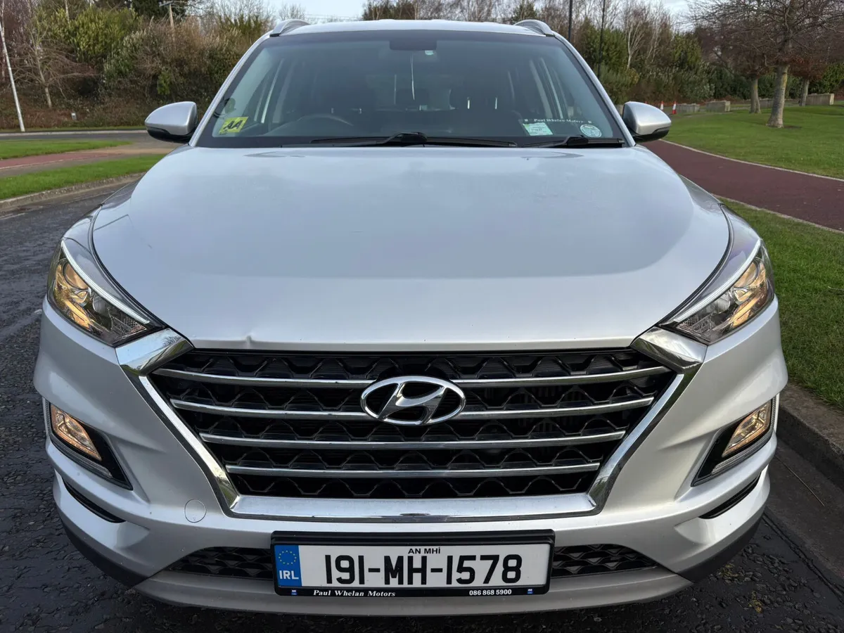 ONE OWNER EXECUTIVE MODEL - Image 2