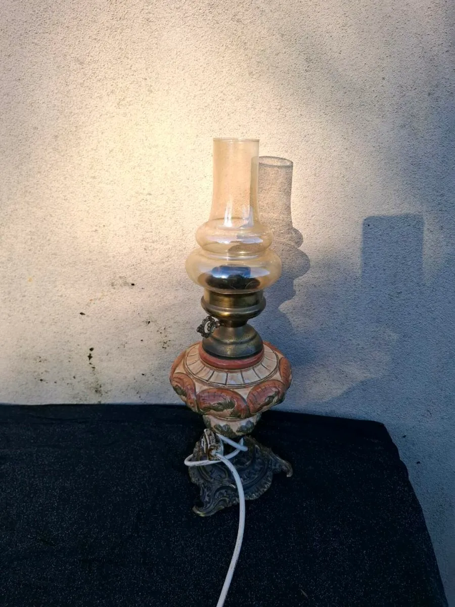Vintage electric lamp postage possible - Image 1