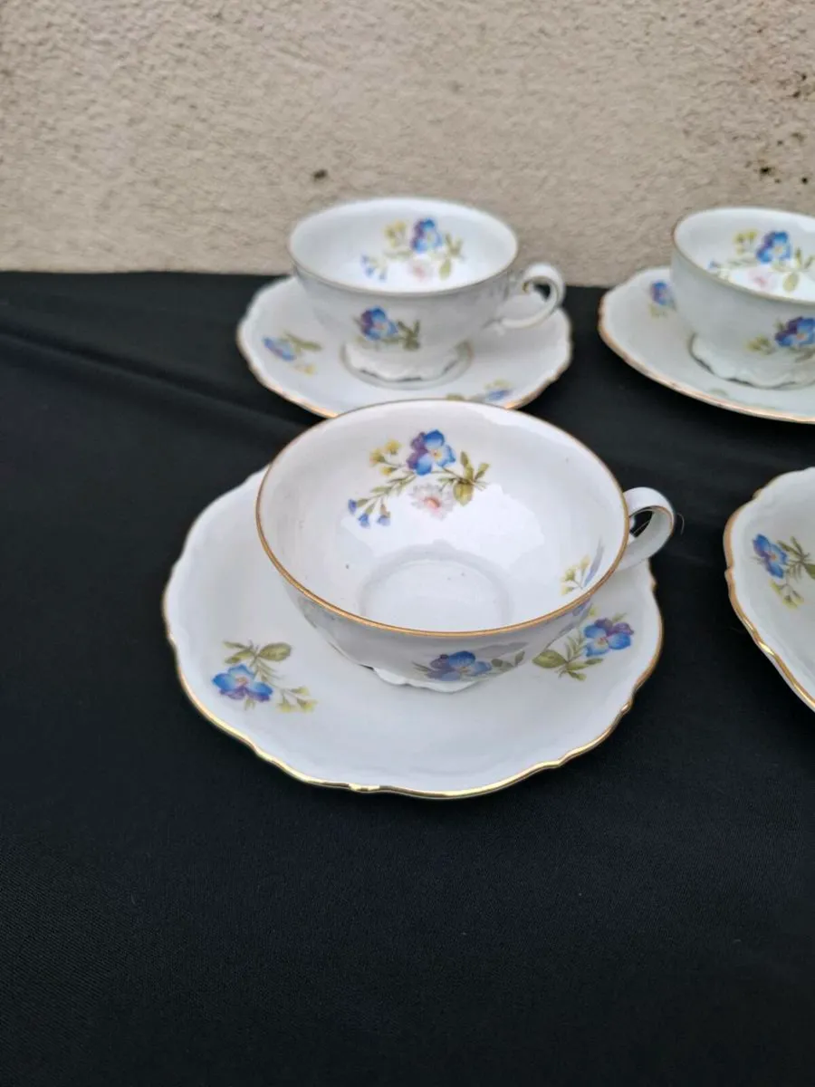 6 blue floral vintage tea cups postage possible - Image 3