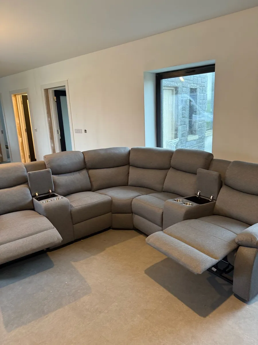 Stanly corner - Image 1