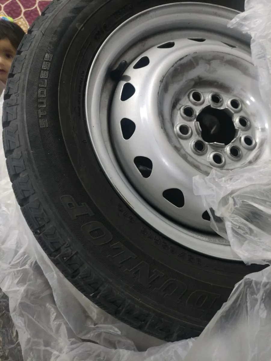 4 Nearly brand new tyres - Image 1