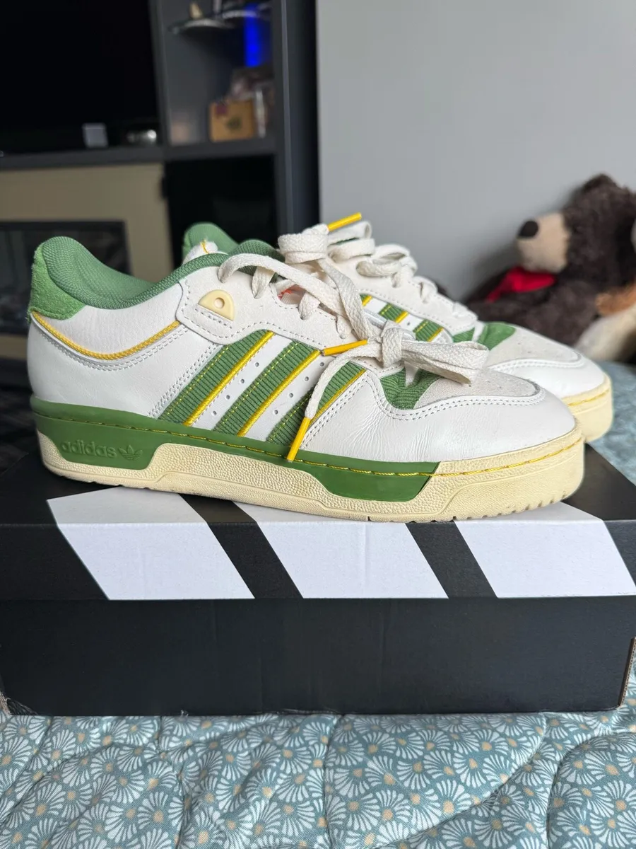 Adidas runners - Image 1