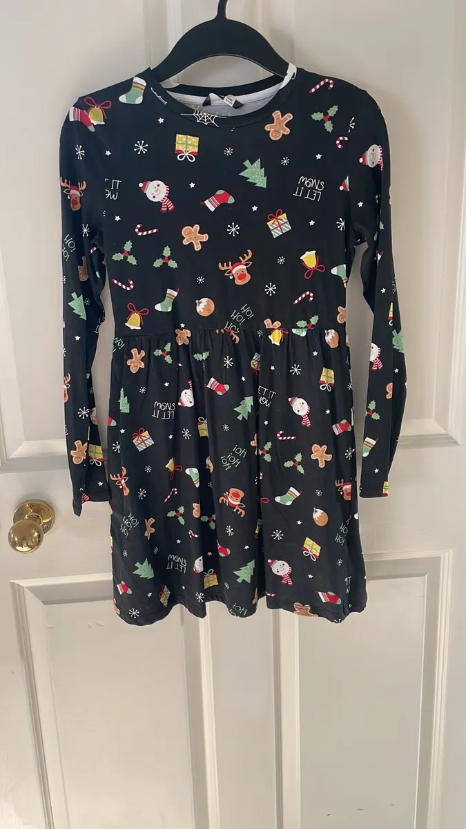 NEW Girls Christmas Dress: 9-10yrs / 10-11yrs