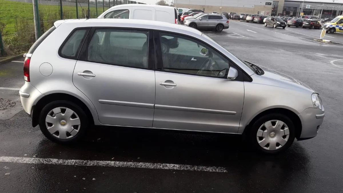 Volkswagen Polo 2007 - Image 2