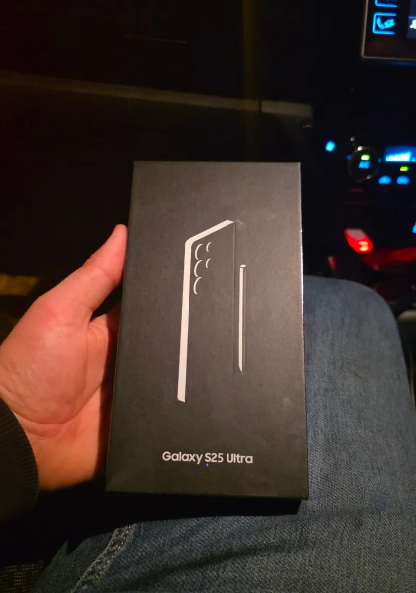 Samsung galaxy S25 ultra - Image 1