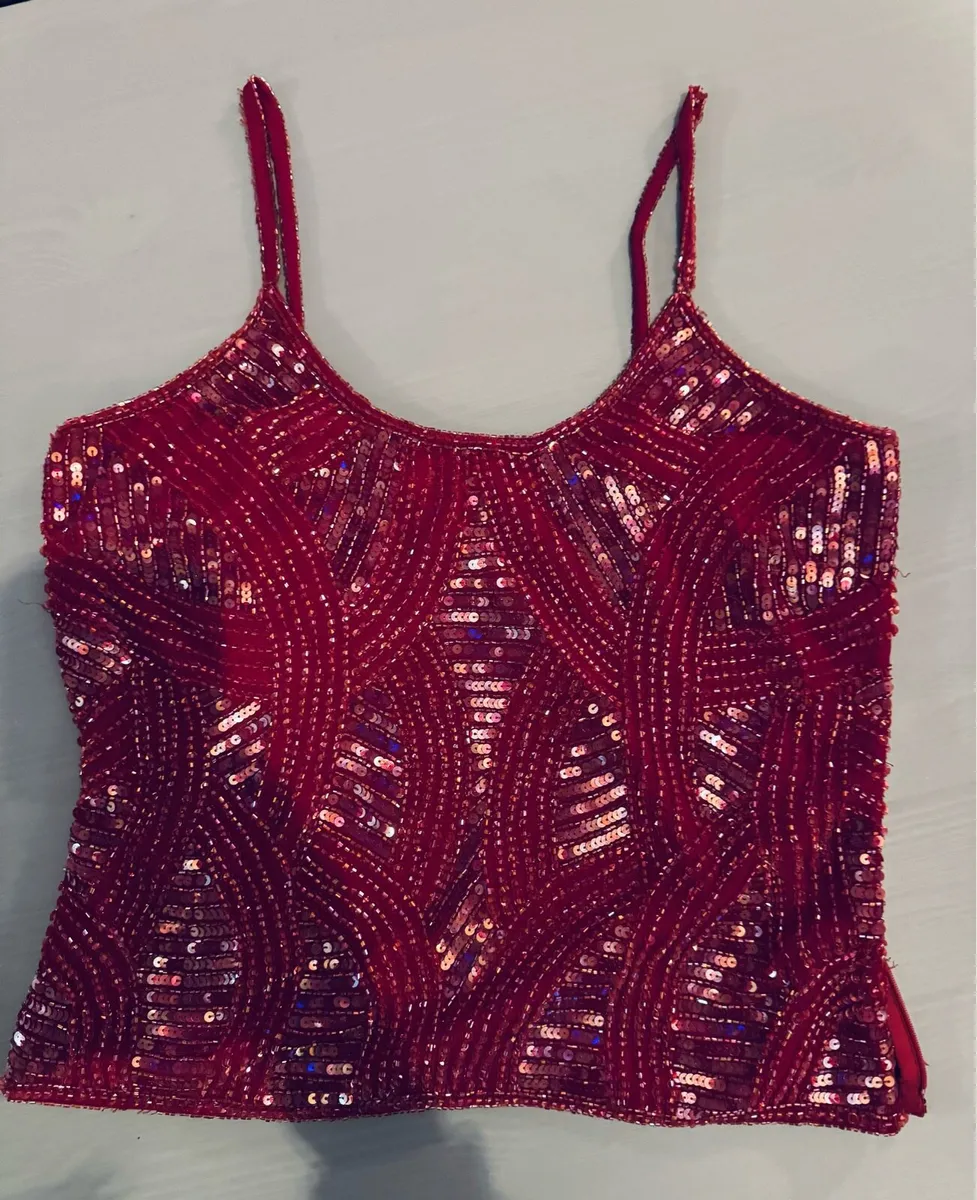 Woman’s sequence top - Image 1