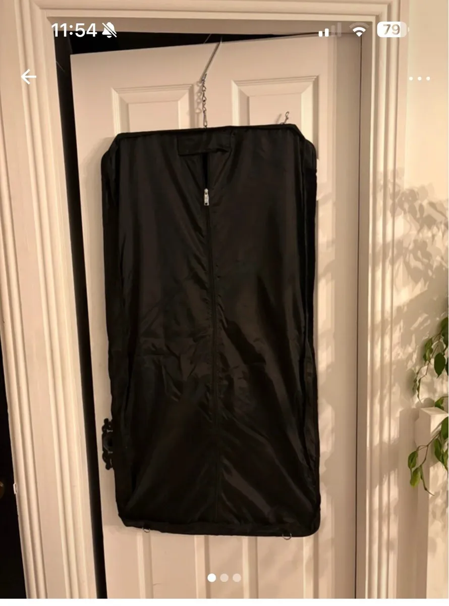Suit carrier bag - Image 1