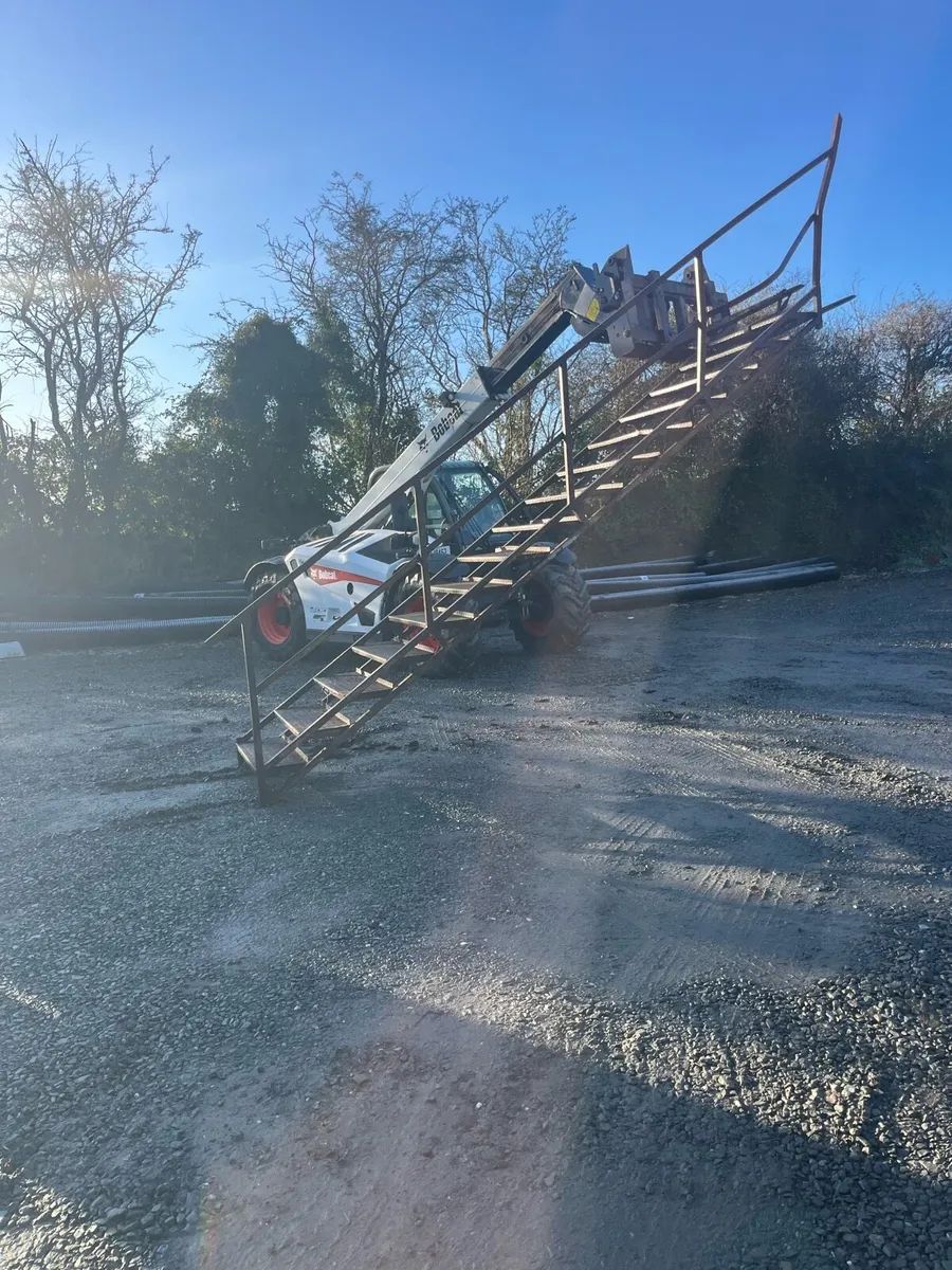 Steel stairs - Image 2