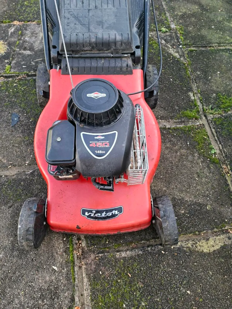 Victor  lawnmower push - Image 3