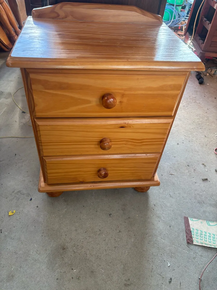 Pine locker - Image 2