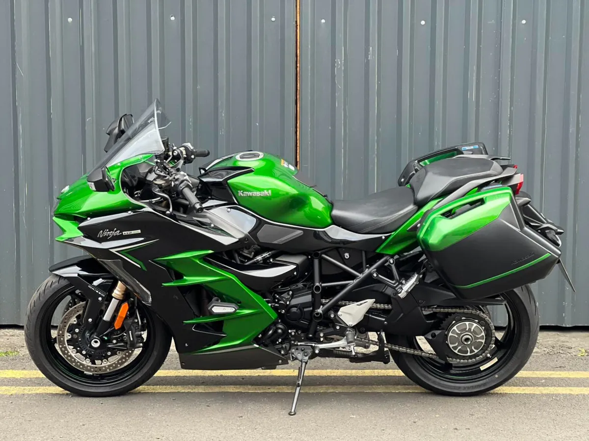 Kawasaki Ninja H2-SX Touring - Image 3