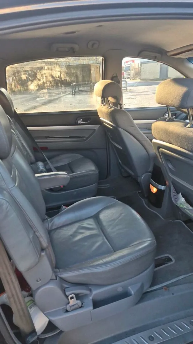 Ssangyong Rodius Crewcab - Image 3