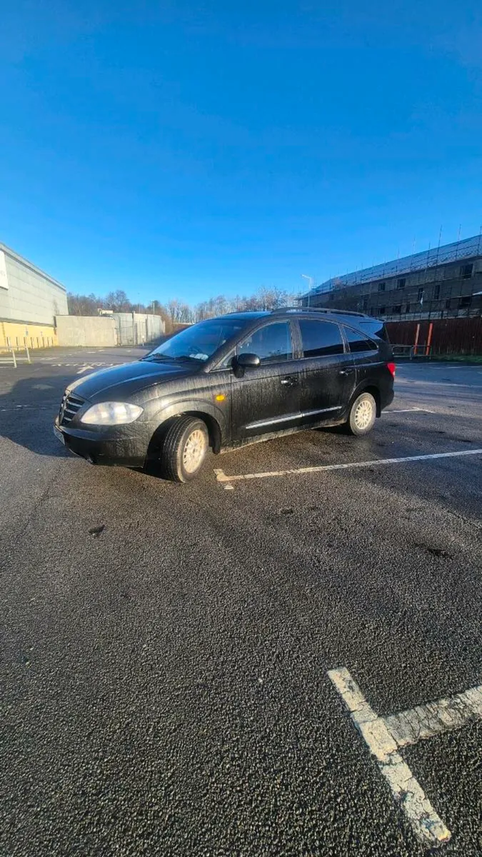 Ssangyong Rodius Crewcab - Image 1