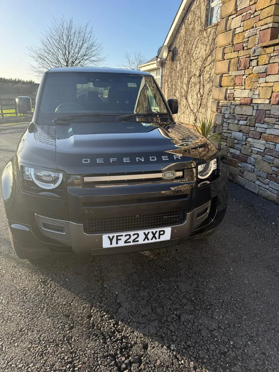 Land Rover Defender 2022 - Image 3