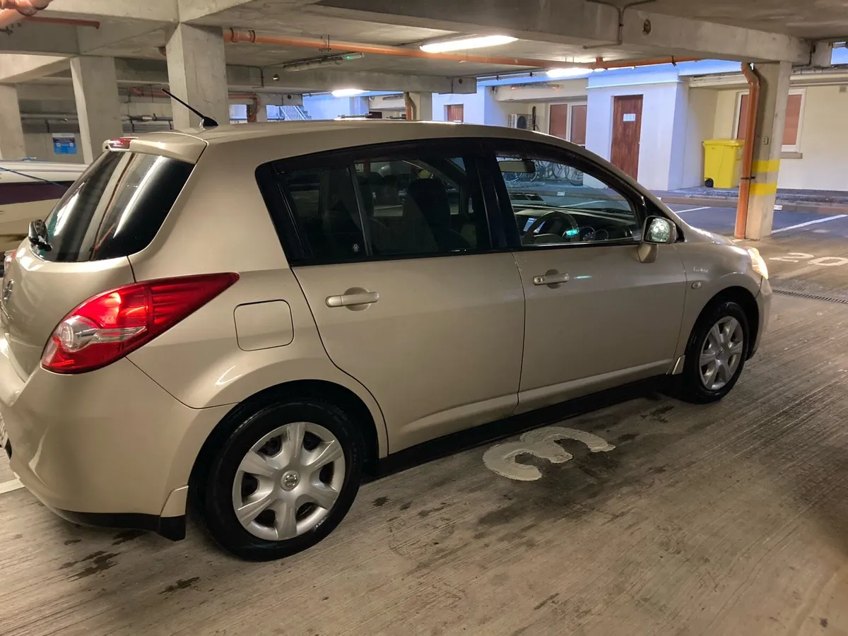 08 Nissan Tiida automatic - Image 1
