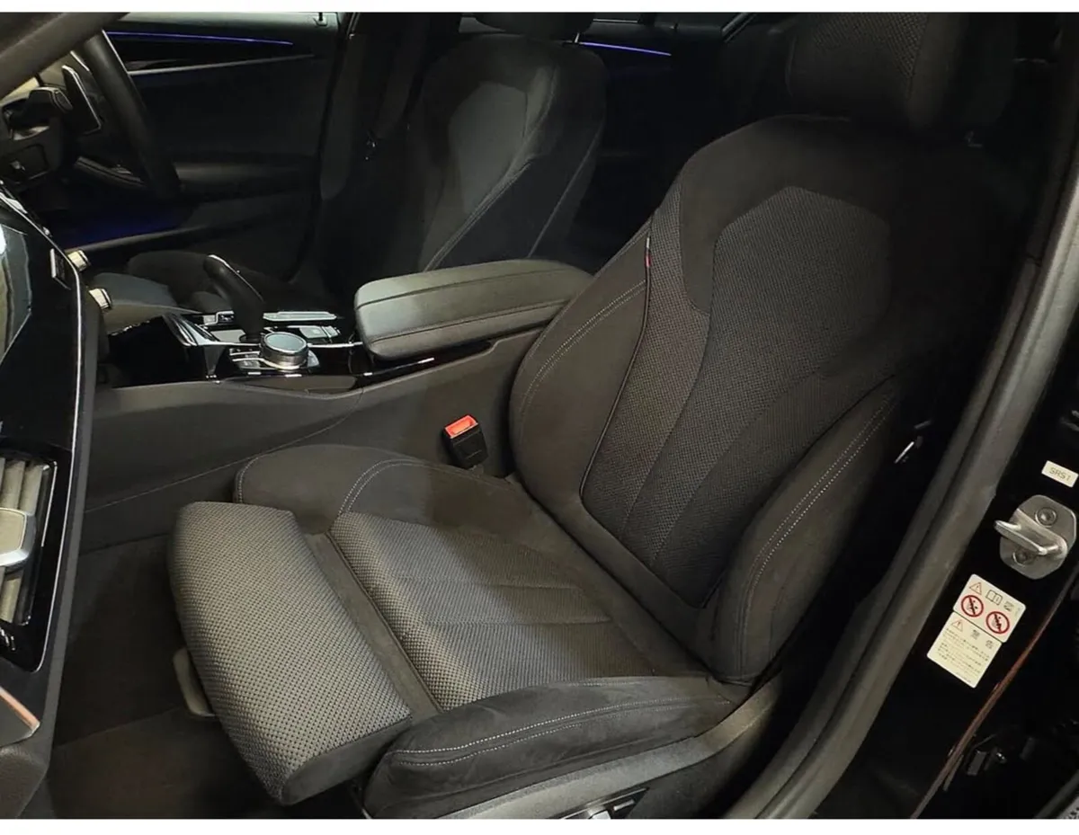 BMW 523D 5-Series 2018 *High Spec* - Image 2